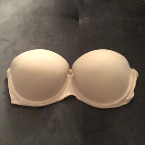 Victoria’s Secret PINK strapless bra